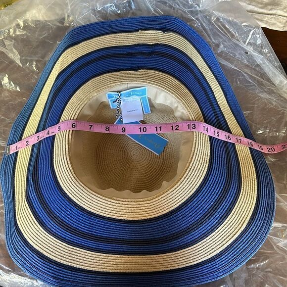 Draper James Create & Barrel Wide Brim Blue Beige Stripe Sun Hat NWT - Picture 7 of 9